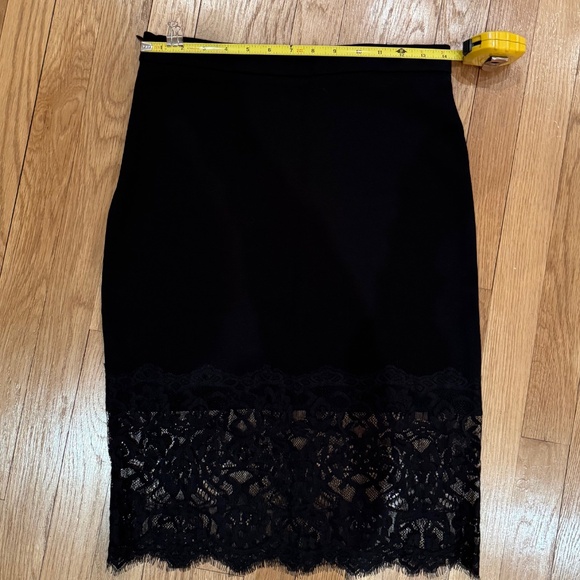 ZARA - Black midi skirt with Lace bottom - Picture 5 of 6